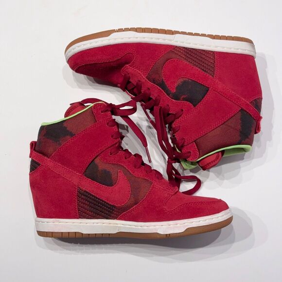 Nike Dunk Sky High Women’s 3” Wedge Heel Sneaker Red Suede Camo Size 8 Worn Once - Picture 12 of 13
